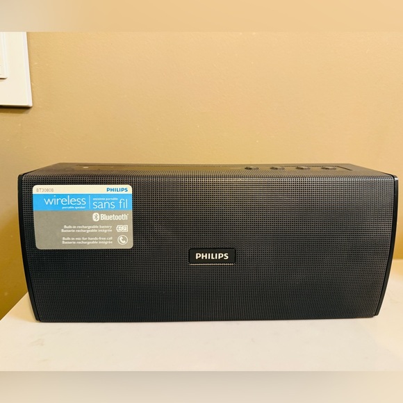 Philips BT3080B/37 Wireless Bluetooth Stereo Speaker, Black by Philips - Picture 6 of 8